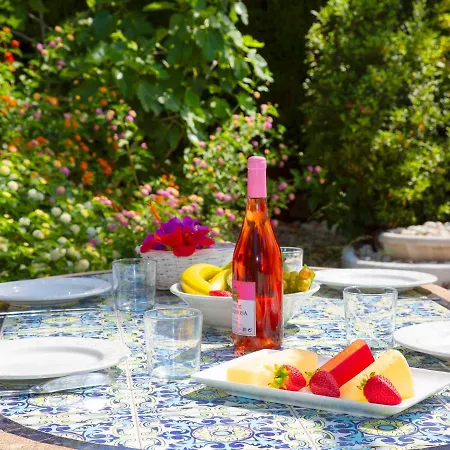 Сasa de vacaciones Rafol By Interhome